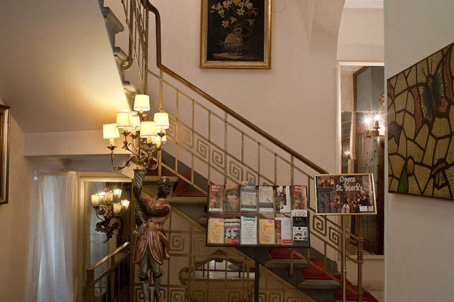 C-Hotels De Rose Palace Флоренция Екстериор снимка
