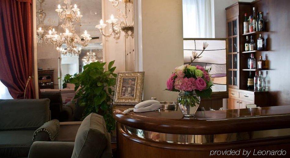 C-Hotels De Rose Palace Флоренция Екстериор снимка