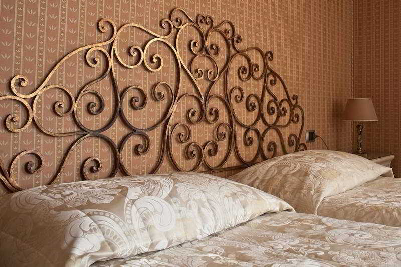 C-Hotels De Rose Palace Флоренция Стая снимка