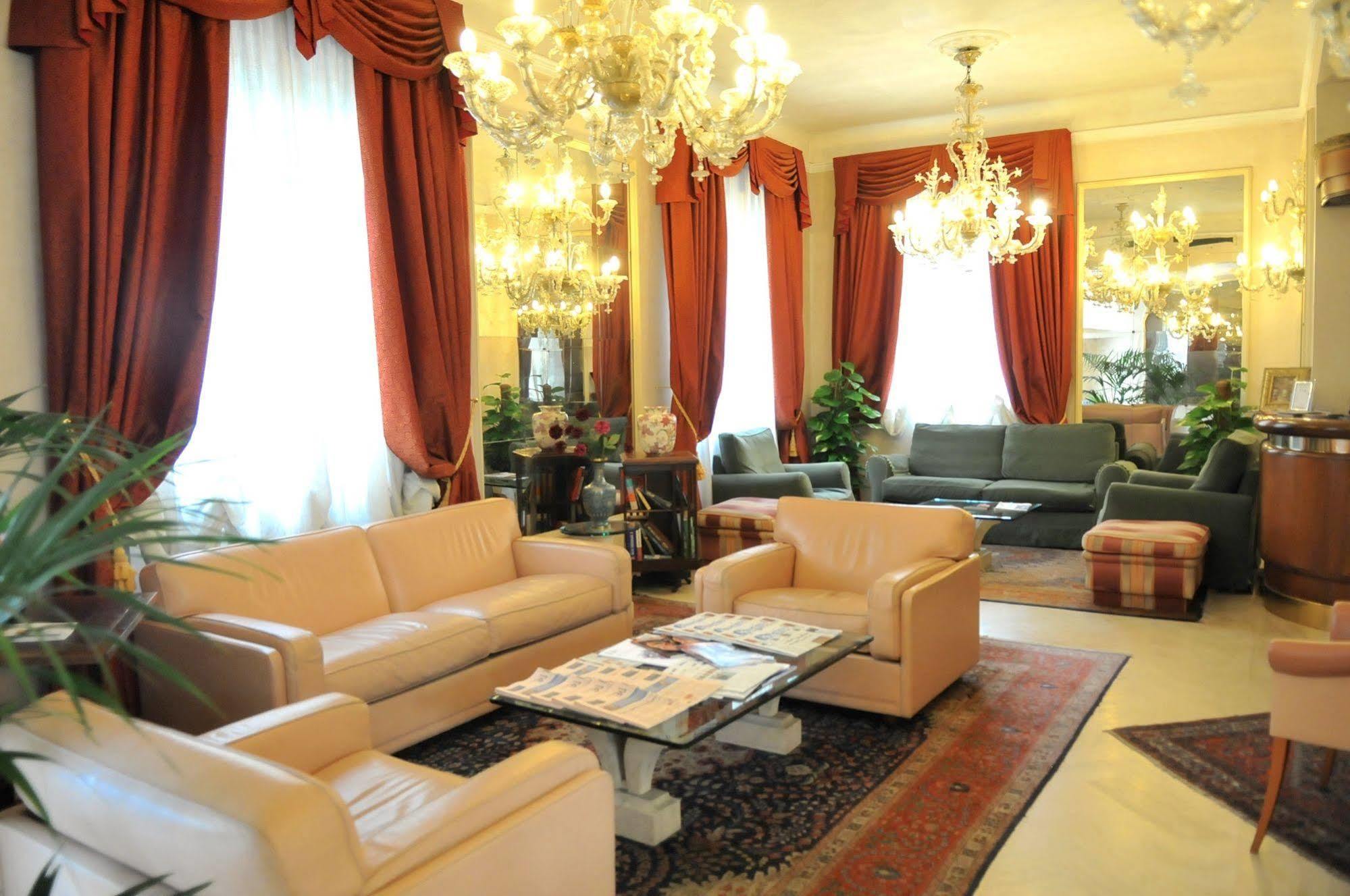 C-Hotels De Rose Palace Флоренция Екстериор снимка